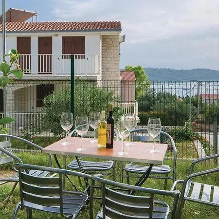 Iovo - Two Bedroom With Terrace A5 *