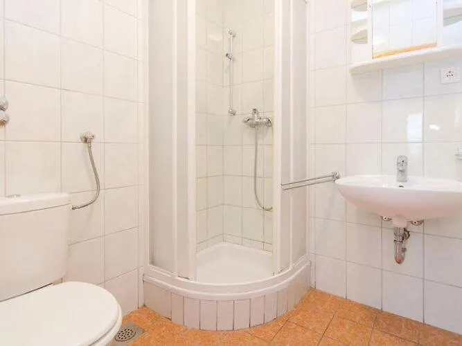 Iovo - Two Bedroom With Terrace A5
