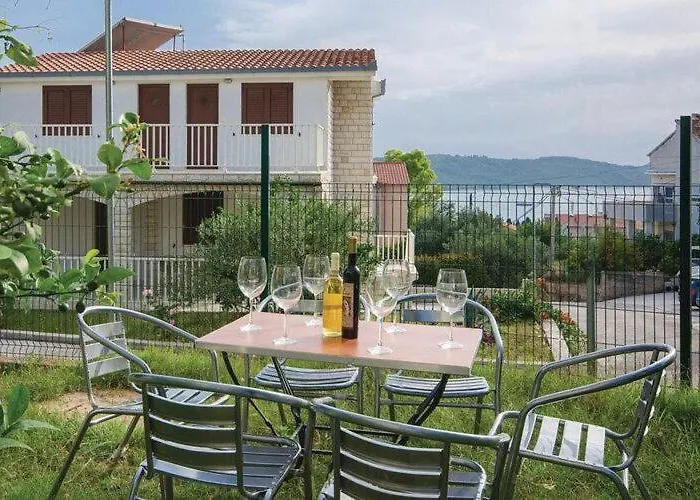 Iovo - Two Bedroom With Terrace A5 *